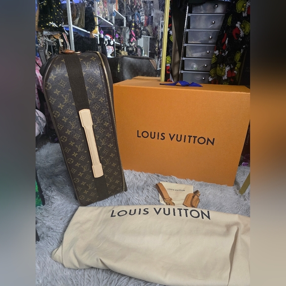 Louis Vuitton Pegase 60 MNG M23250 Signiture Mono Rolling Luggage(EUC)(SEE PICS) - Picture 2 of 16